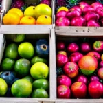 ¿Tirar mal las cajas de fruta te costará? Descubre dónde hacerlo