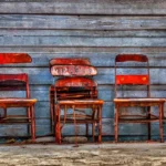¿Dónde se tiran las sillas? Descubre el lugar que nadie conoce