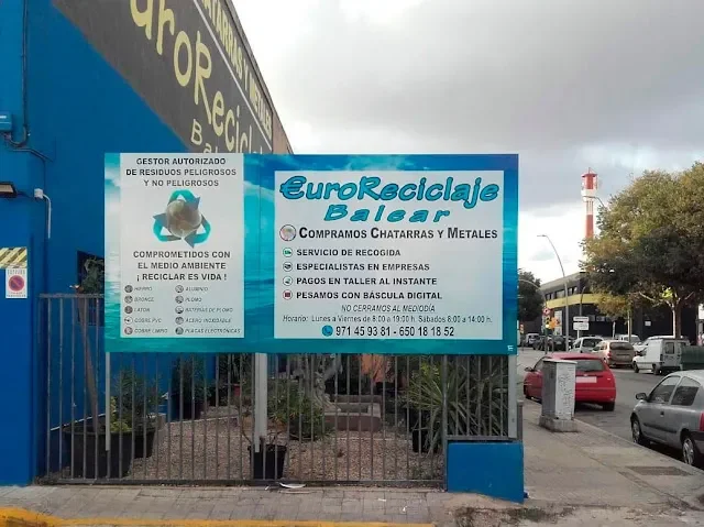 Ecopunto reciclaje ️ pilas , bombillas, aceites, plásticos.
