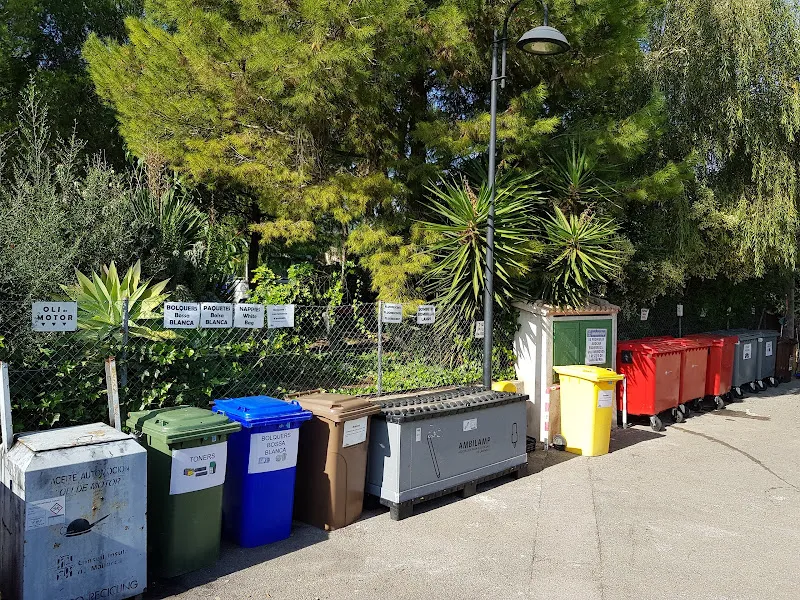 Almería Punto de recolección de reciclables