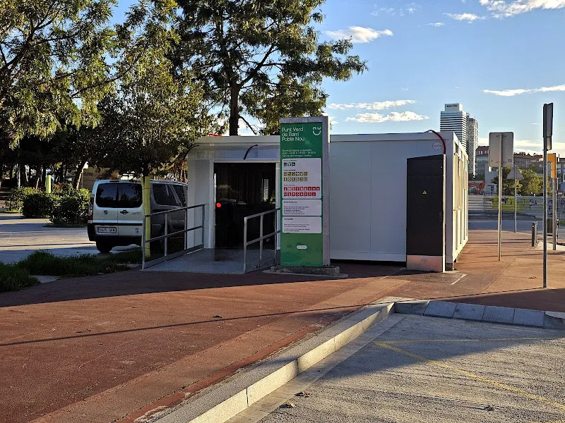 Huelva Punto de recolección de reciclables